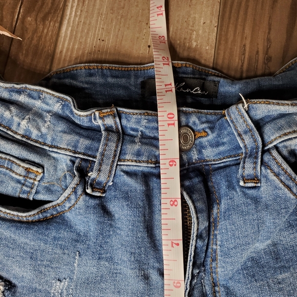 KanCan Distressed Stretchy Blue Women's Cuffed Jean Shorts Size W7/27 - Picture 6 of 16